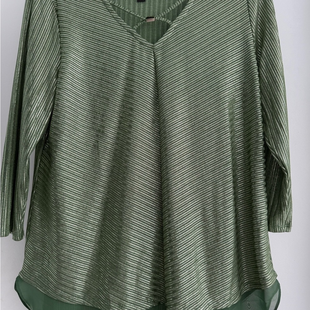 Elegant Green Women's Top